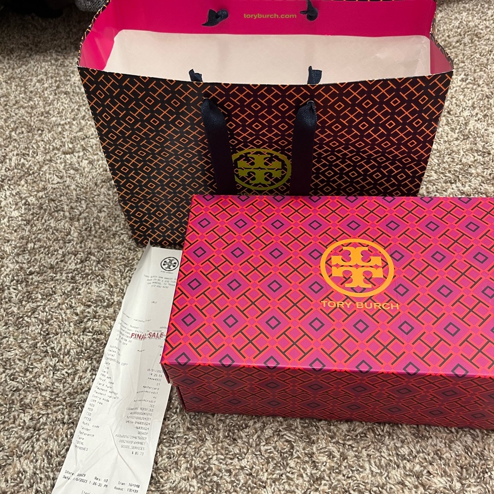 NWT Tory Burch Millers - Picture 4 of 8